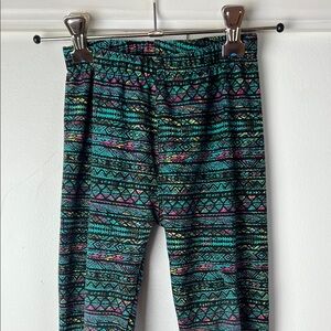 SWEETLEGS Kids Colorful Geometric Pattern Leggings